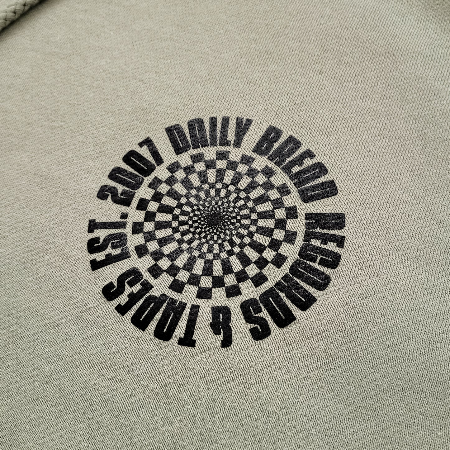 Checkered R&T Hoodie Sage